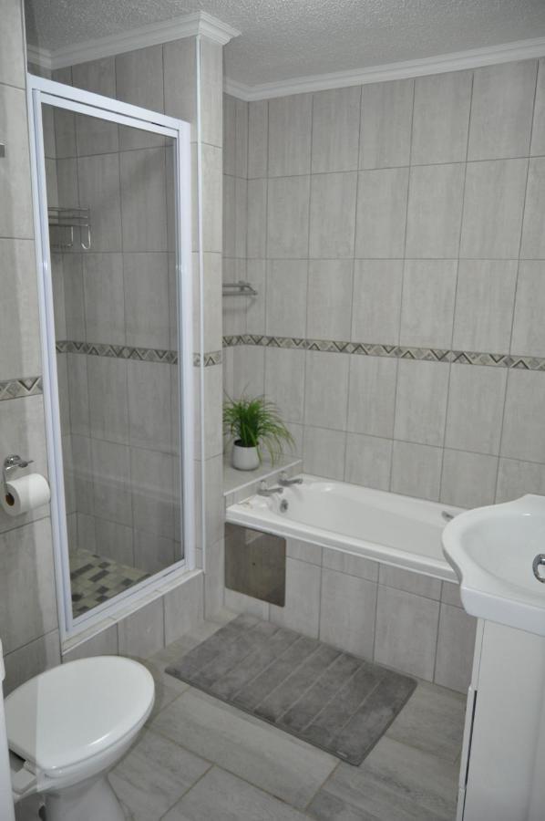 Appartamento 68 Laguna La Crete Uvongo Beach Esterno foto